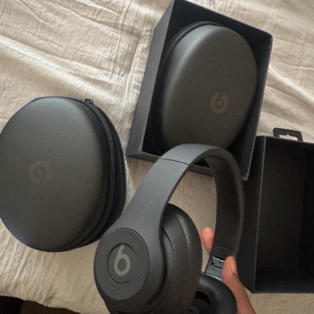 Beats by Dre Black On-Ear Headphones